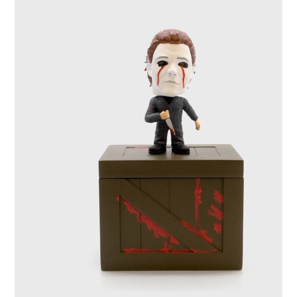 Smols Horror Classics Series 2 Figure & Crate Stand - Bloody Michael Myers - Picture 1 of 8